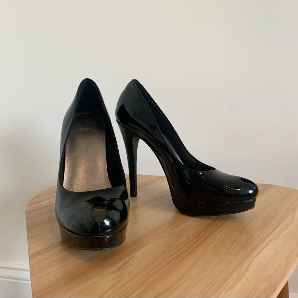 Jessica Simpson Black Peep Toe Heel - Picture 2 of 5